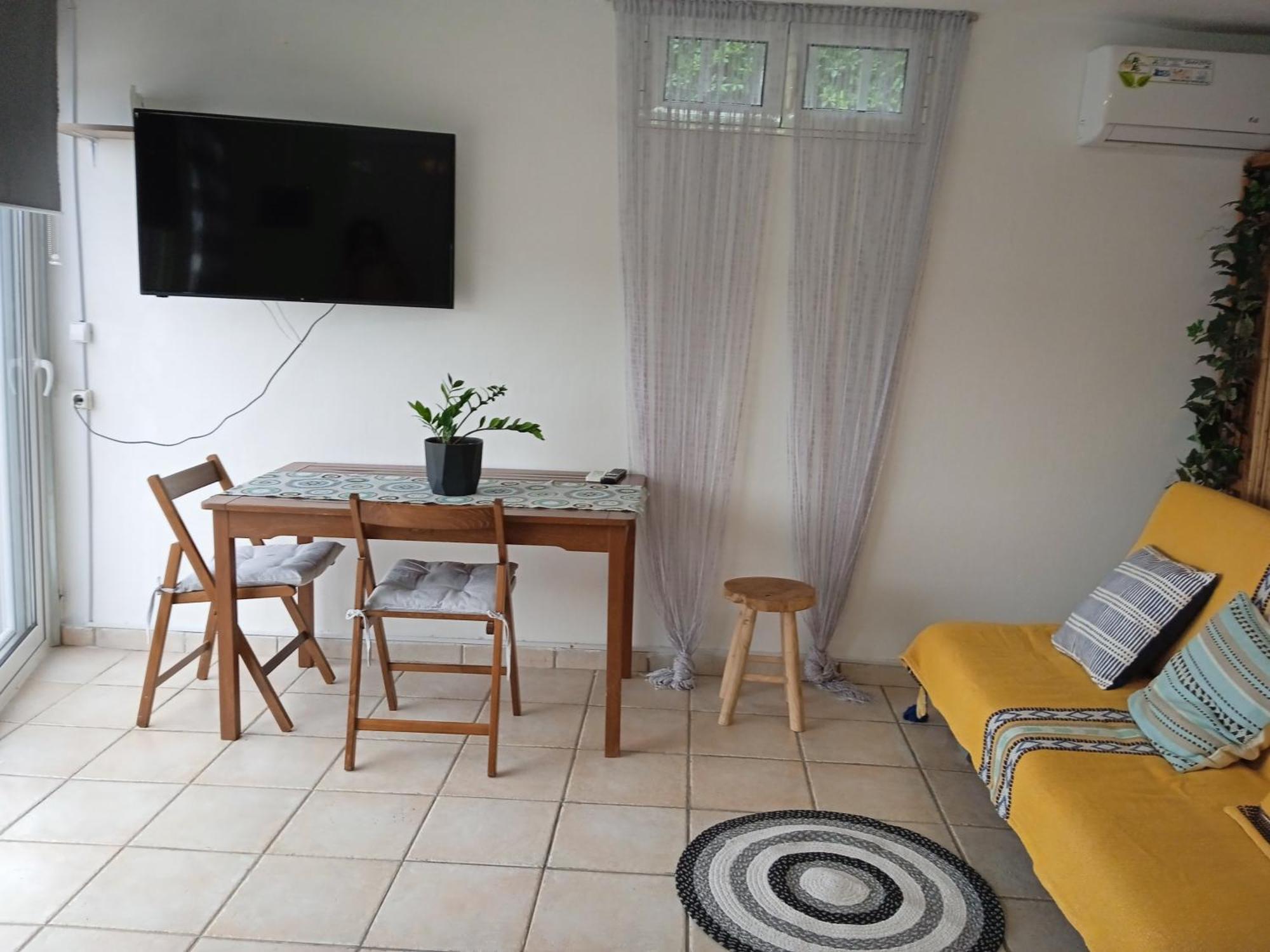 Private Seaside Guest House... Ferienhaus *