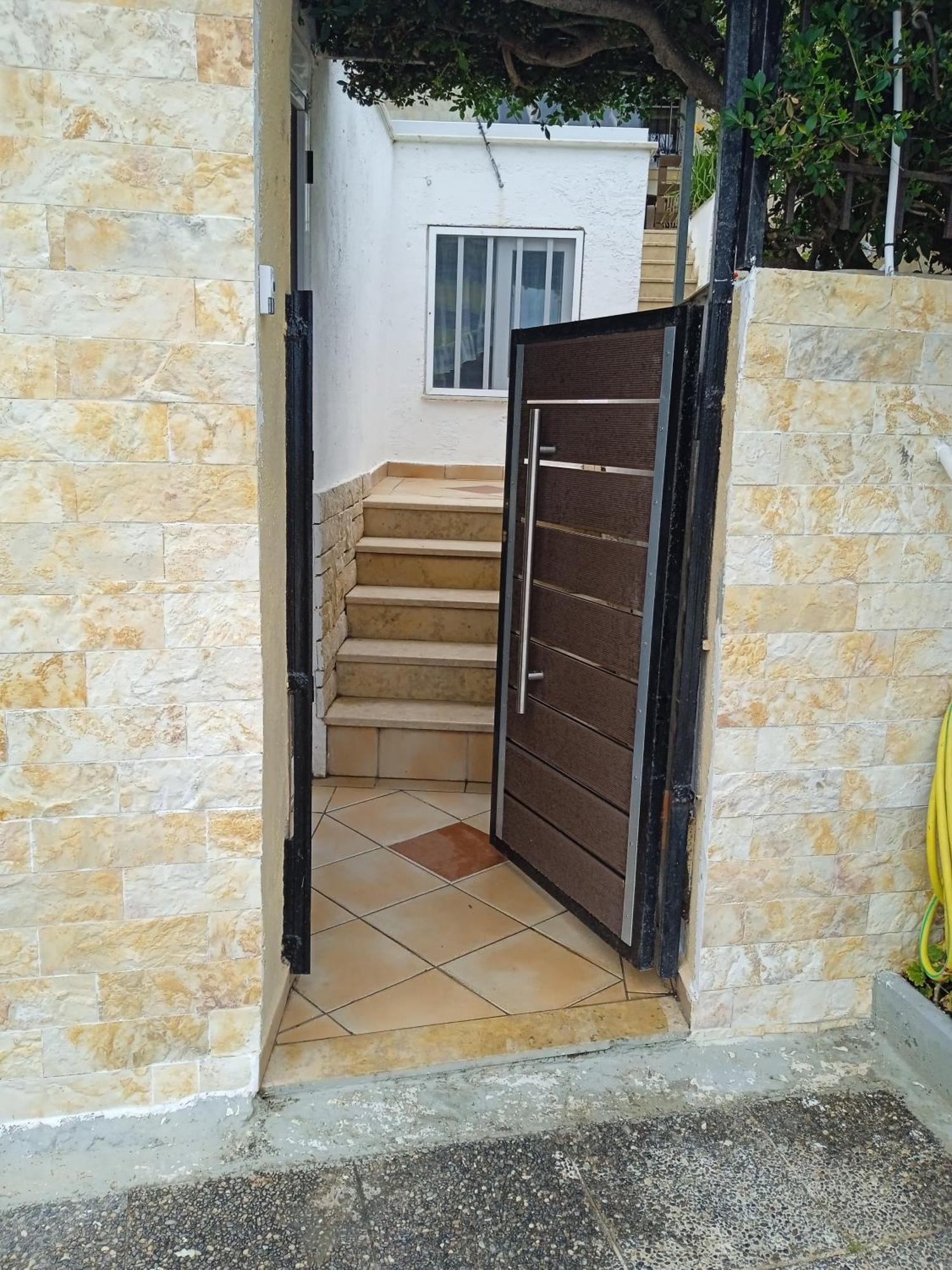 Private Seaside Guest House... Ferienhaus